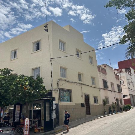Bienvenue Chez Vous Apartment Tetouan Bagian luar foto
